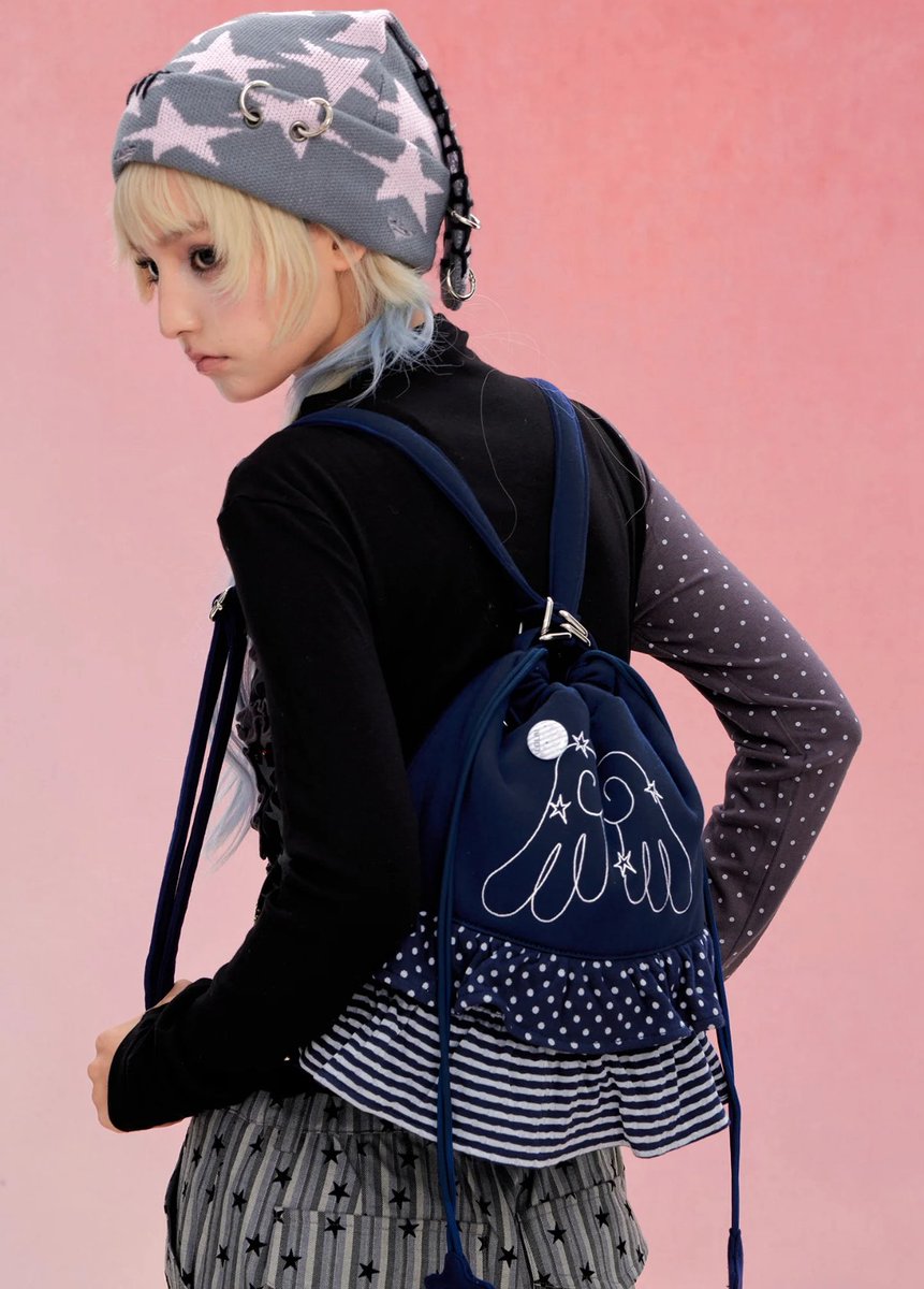 merryxthingsss's tweet photo. Lola Design🪽กระเป๋าสะพายข้าง/หลัง เนื้อผ้า ลายใหม่ จัดโปรพรี＊(1,050฿) มัดจำ 525 รวมส่ง💗 size 28x11x32 cm 

พรี 7-15วันหลังส่งกลับ
order via dm
#loladesign #พรีจีน #กระเป๋าเป้ #กระเป๋า https://t.co/hA3IYy7nkb