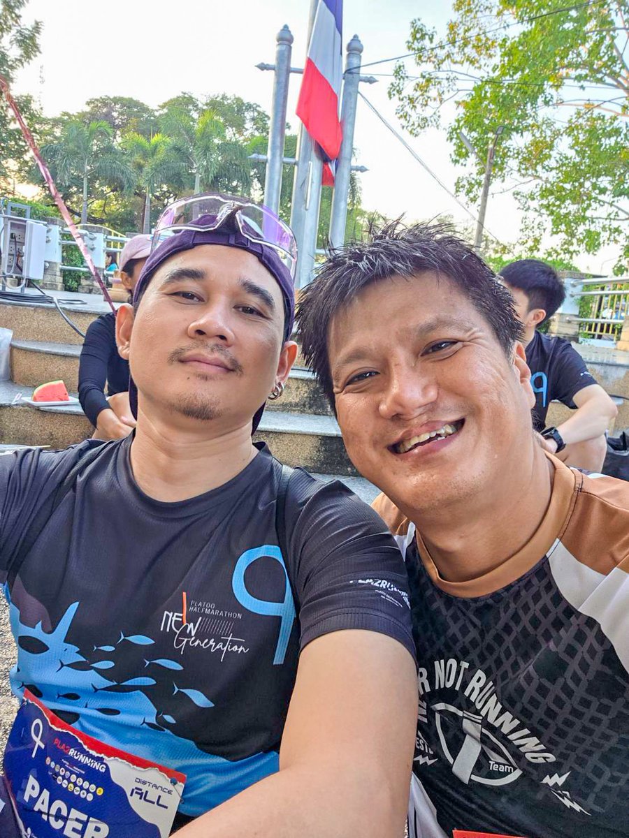 NinjaTooK's tweet photo. 🐟 ลุงตุ๊ก และ ผองเพื่อน ที่งาน PLATOO HALFMARATHON 9 - NEW GENERATION 🫶 ดีใจที่ได้เจอกันครับ 🥰
#ปลาทูฮาล์ฟมาราธอนครั้งที่9
#ปลาทูฮาล์ฟมาราธอน9
#ปลาทูฮาล์ฟมาราธอน
#PlatooHalfMarathon
#Pla2HalfMarathon
#Pla2HalfMarathon2025
#Platoo9 #วิ่งปลาทู
#Platoo #pla2
#tookkyrun https://t.co/cATzsJUlUv
