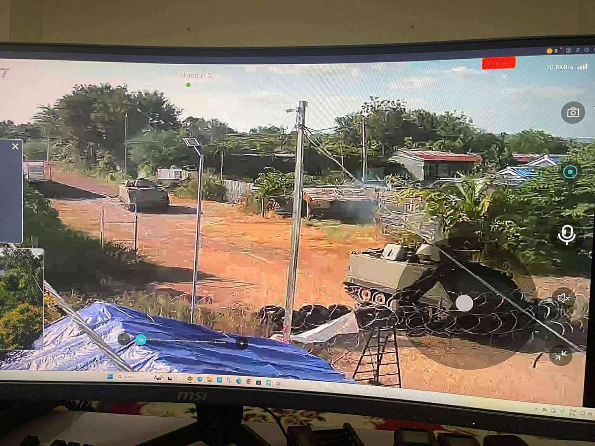 clashreport's tweet photo. BREAKING: Thailand Army soldiers crossed into Cambodia and seized the disputed Pairachan (Prey Chan) village in Banteay Meanchey after two days of border clashes.

Thailand says it acted in self-defense after Cambodian attacks.

Cambodia calls it an unprovoked invasion. https://t.co/TWmVPWUUrD