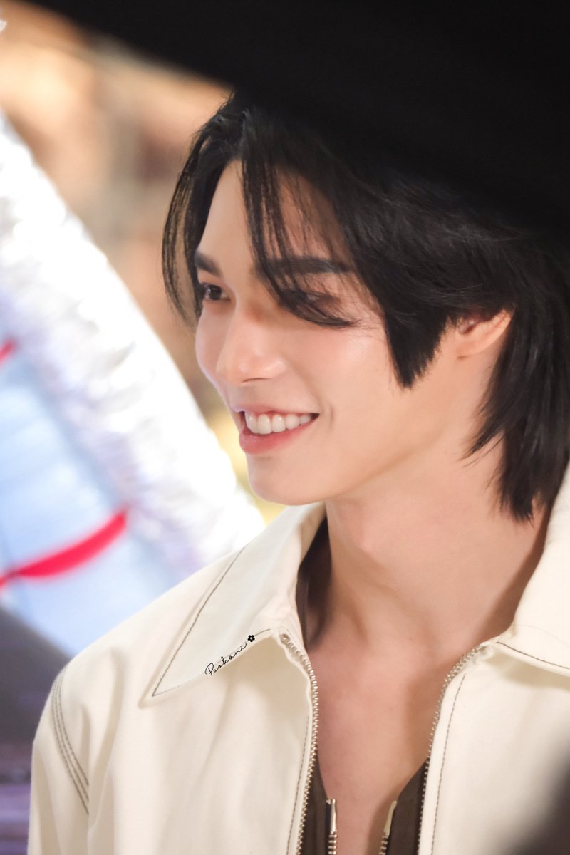 หล่อจังเลยยย ~ <a href="/winmetawin/">Winmetawin</a> 

WIN OPENING HAUS NOWHERE BKK

#WINxHausNowhereBangkok
#HausNowhere
#HausNowhereBangkok
#winmetawin <a href="/winmetawin/">Winmetawin</a>