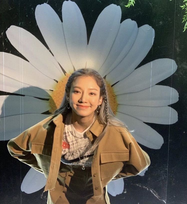 hyoyeonfiles's tweet photo. 🌼 

#HYO #효연 #HYOYEON #SNSD https://t.co/tBMyTznqNQ