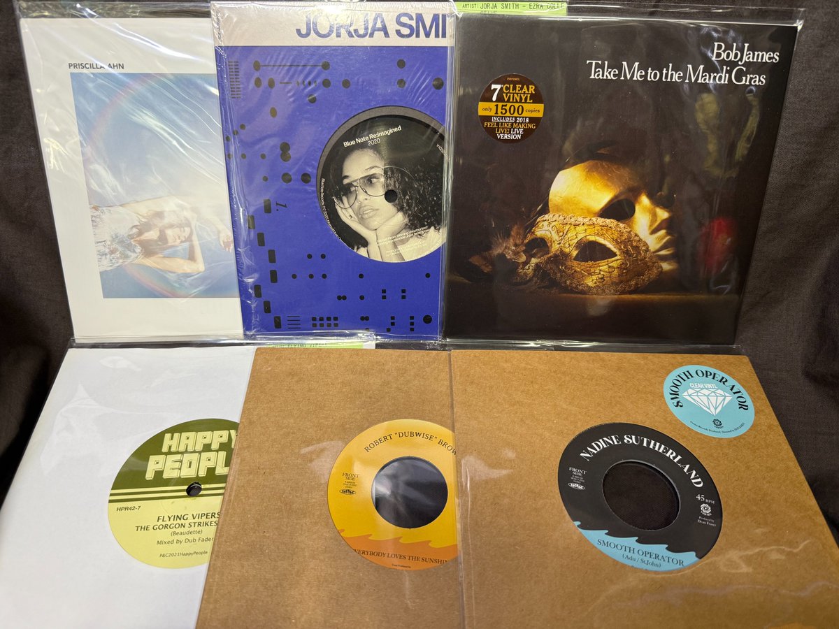 ※オンライン出品開始しました。＞＞＞ 

■12/7(日)緊急開催!! 7インチシングル中古セール!!    

まだまだ良盤ございますので是非ご覧ください。

 diskunion-shibuyaclubmusic.blog.jp/archives/30027…