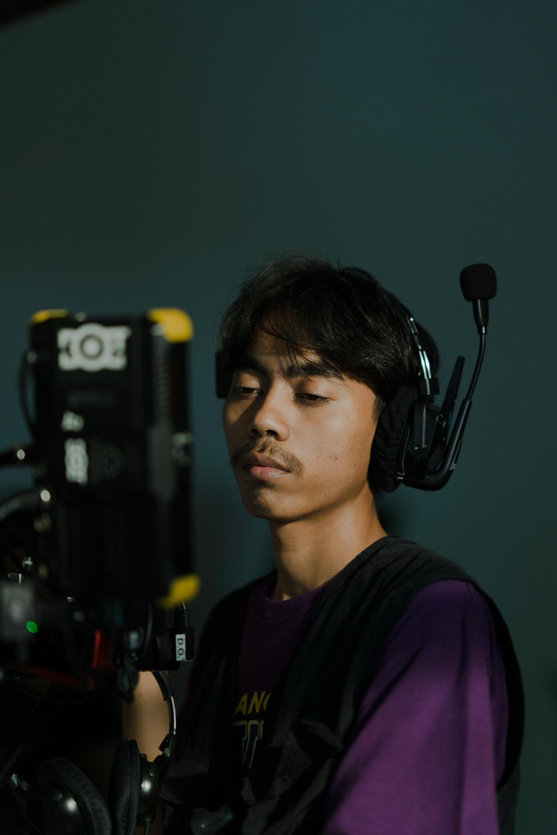 Sleepnormal's tweet image. Music Video isyanasarasvati - Terima kasih dariku