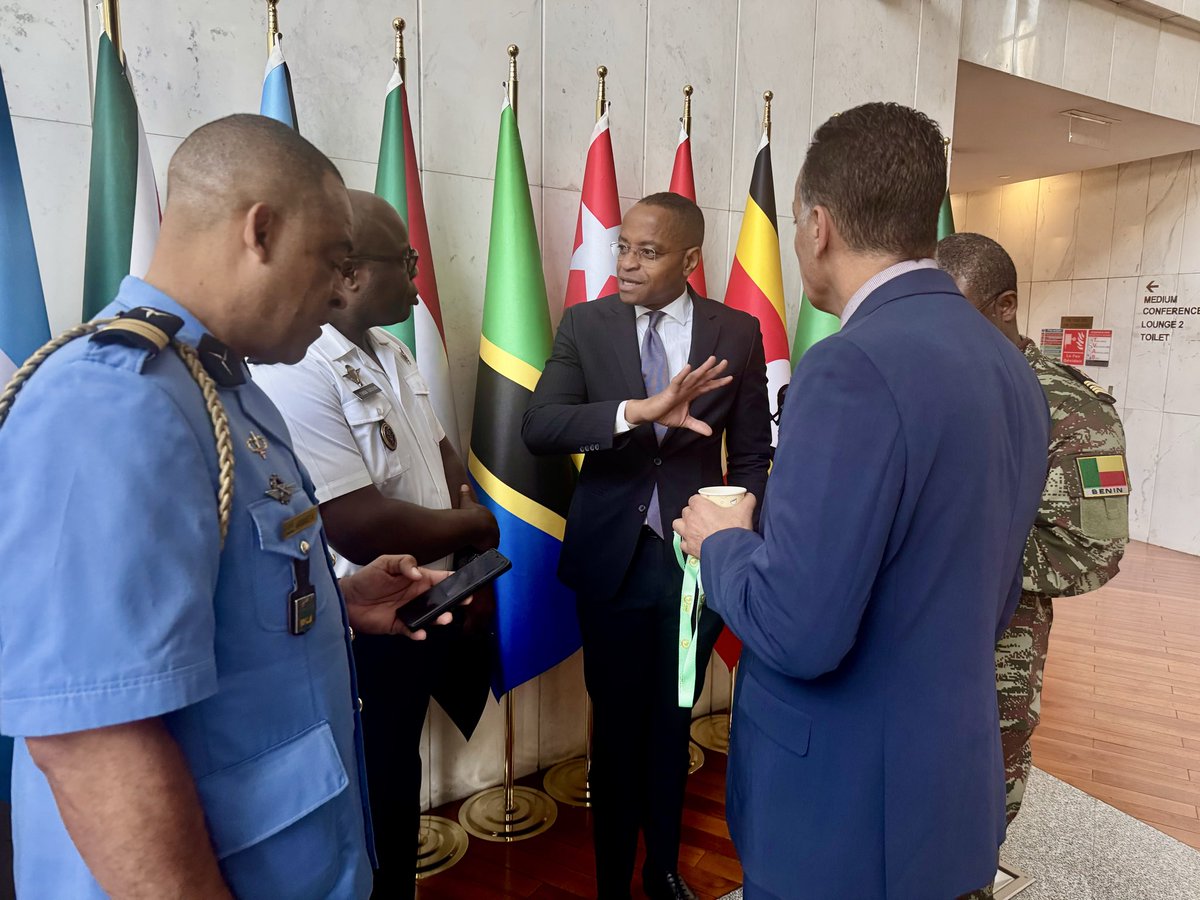 AUC_PAPS's tweet photo. Ongoing: Experts Meeting of the 17th Session of the #STCDSS: Col Nathaniels Sossoukpe, Head of Capability Development & Training Cell @AUC_PAPS , presents the Report of the Chairperson of the @_AfricanUnion on the implementation of the outcomes of the 17th #STCDSS.
Reaffirming the decisions of the 16th #STCDSS, the Report highlights three priorities: Standardizing #UN–#Africa initiatives, strengthening #AU leadership through #STCDSS, and supporting Africa-led cooperation for stability. Advancing coherent, sustainable peace-support solutions for the Continent.