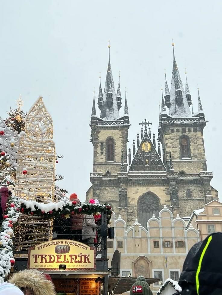 MozartCultures's tweet photo. prague at winter https://t.co/1BsfG4Hhfg