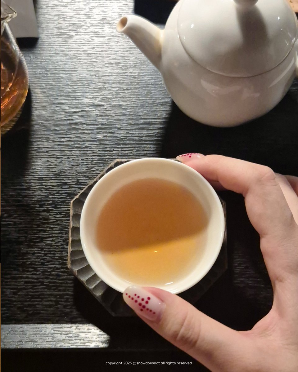 #광고
수능 끝난 고3 주목!!
화장을 이제 막 시작해보려고 하는데 
솔직히 내 피부 타입도 모르겠다고???

이런분들을 위한 클레어스의 무료 피부 진단 서비스
➡️ 피부타입 무료진단+제품 추천+티룸 패키지까지 전부 공짜❗️❗️❗️

그냥 샘플 몇 개 주는 팝업보다 찐강추🥹❗️
🔗booking.naver.com/booking/6/bize…