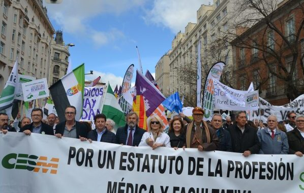 Médicos Guadalajara tweet media