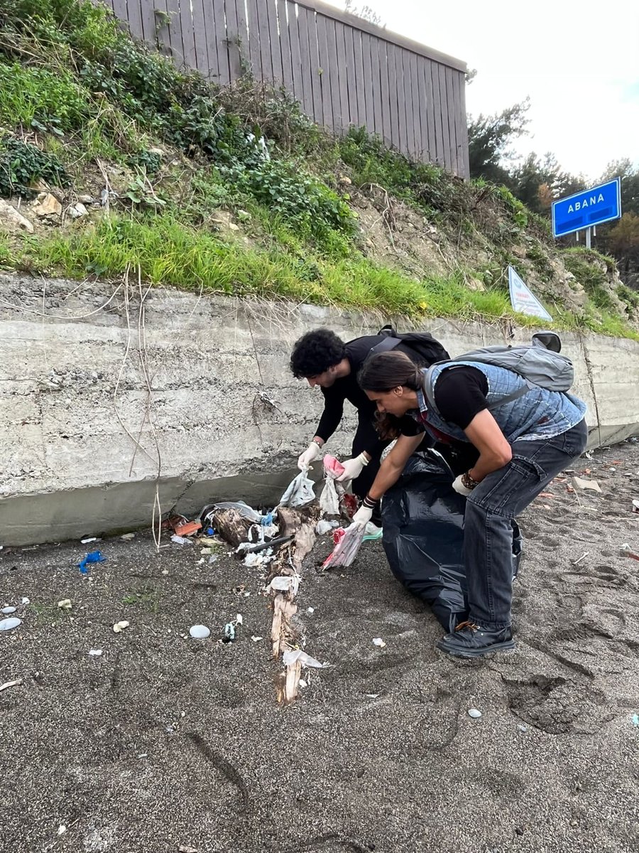 📍ABANA YURDU

🌿 Yurdumuz öğrencileri, çevre bilincini geliştirme faaliyetleri kapsamında sahil şeridinde gönüllü temizlik çalışması gerçekleştirdi. Doğaya olan duyarlılıklarını gösteren öğrencilerimiz, sahilimizi daha temiz ve yaşanabilir kılmak için el ele verdi. 💚🏖️