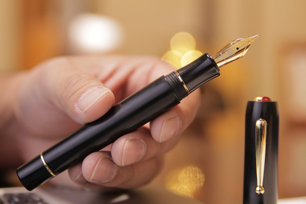 ワンチャー 七宝万年筆 ベークライト つるつるてんにワンチャーロゴが