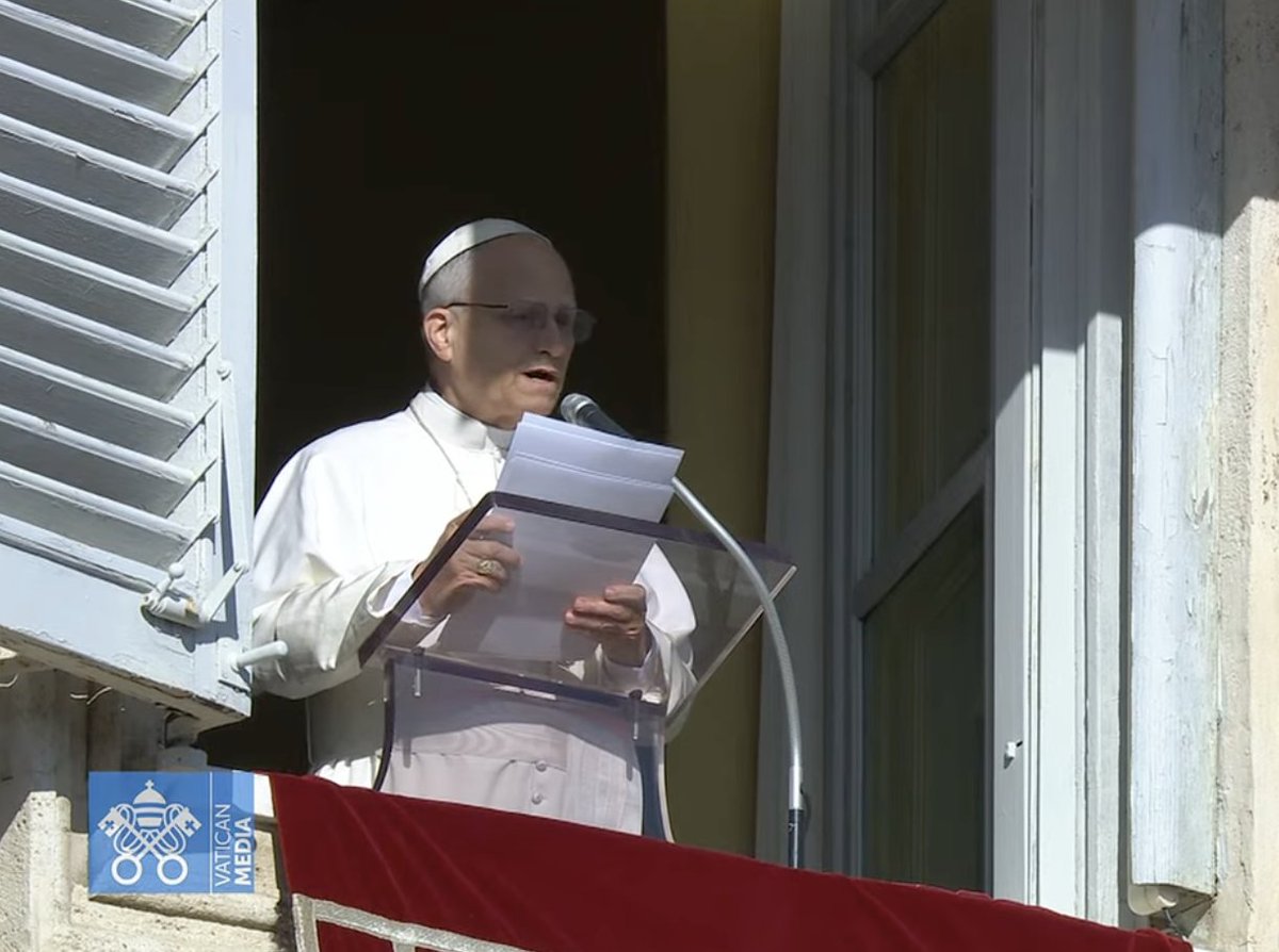 On feast of Immaculate Conception, #PopeLeo says, God's gift to Mary "was able to bear fruit because she, in her freedom, welcomed it, embracing the plan of God. The Lord always acts in this way: he gives us great gifts, but he leaves us free to accept them or not."
