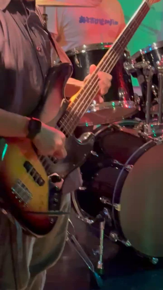 🎸 ピックアップ 🔥
HOTONEのアンプシミュレータをパワーアンプインに接続！

SUPER BEAVER コピバン 27 ベース🎸
by marble MUSIC BAND CIRCLE
link.tonebook.net/recipes/euQ3xj…
#TONEBOOK