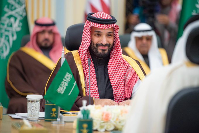 ولي العهد السعودي وأمير قطر يعقدان جلسة مباحثات بالرياض (صور)