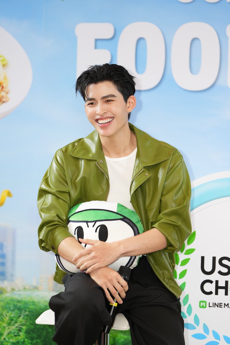 ได้โปรดเถอะสวรรค์

📸LINEMAN_TH
Pond x LINE MAN LIVE
#LINEMANถูกสุดทุกวันwithPond