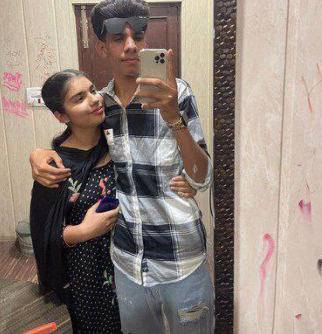 7whenn's tweet image. Another couple tried to copy a viral couple video 😭

IYKYK 🌚