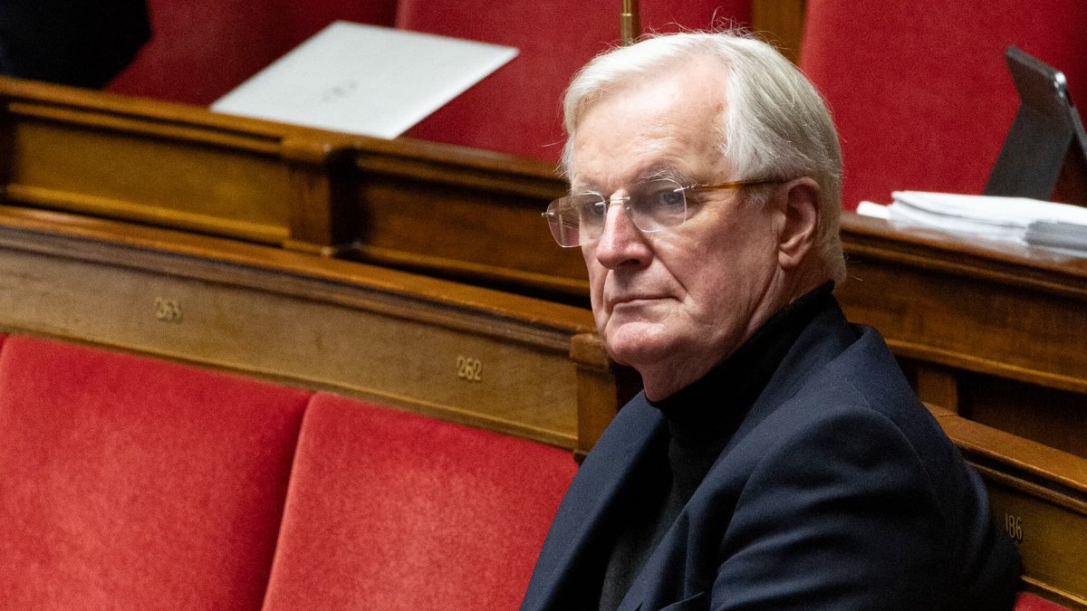 BFMTV's tweet photo. "Je vais m'abstenir": Michel Barnier ne votera pas le budget de la sécurité sociale issu du "chantage du Parti socialiste"
https://t.co/sKaHNb5lbQ https://t.co/6r5eG757OJ