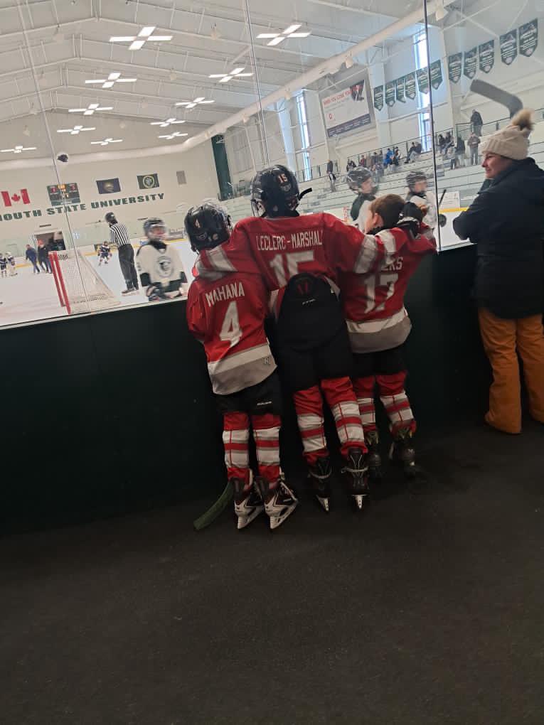 newenglandwolv1's tweet image. What a fantastic weekend of hockey for our 10U.  Against competition from Massachusetts &amp;amp; the rest of New England, our squad earned a berth into the finals &amp;amp; finished as runner up.
Robinson, Manning, Seager, Cuthbert, OBrien, Russell &amp;amp; many more played their hearts out. #newolves