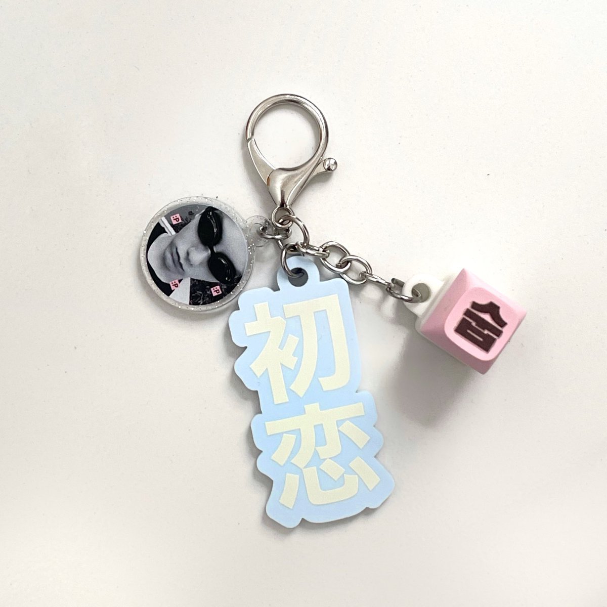 skysafie_id's tweet image. ☆ hatsukoi keychain 🛋️🗝️

© skysafie_id x dbdd studio