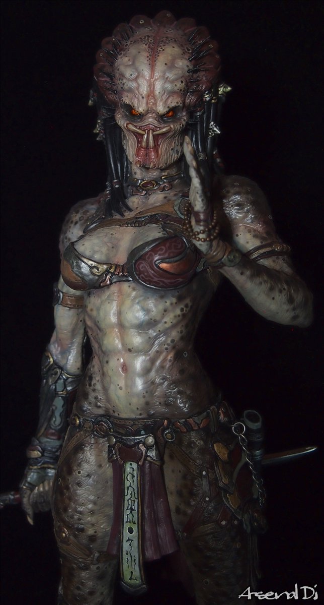 takatinp's tweet image. Apikitt氏原型 オリジナル女型プレデター
ヤフオク出品致しました!!
Ancient PREDATOR 【The Assasins】
塗装済み完成品　

１円スタート 14日21時終了予定です。
auctions.yahoo.co.jp/jp/auction/m12…

足場にプレデター犬も鎮座した豪華なビネットとなっております。
皆様、ご入札宜しくお願い致します～ッ!!!…