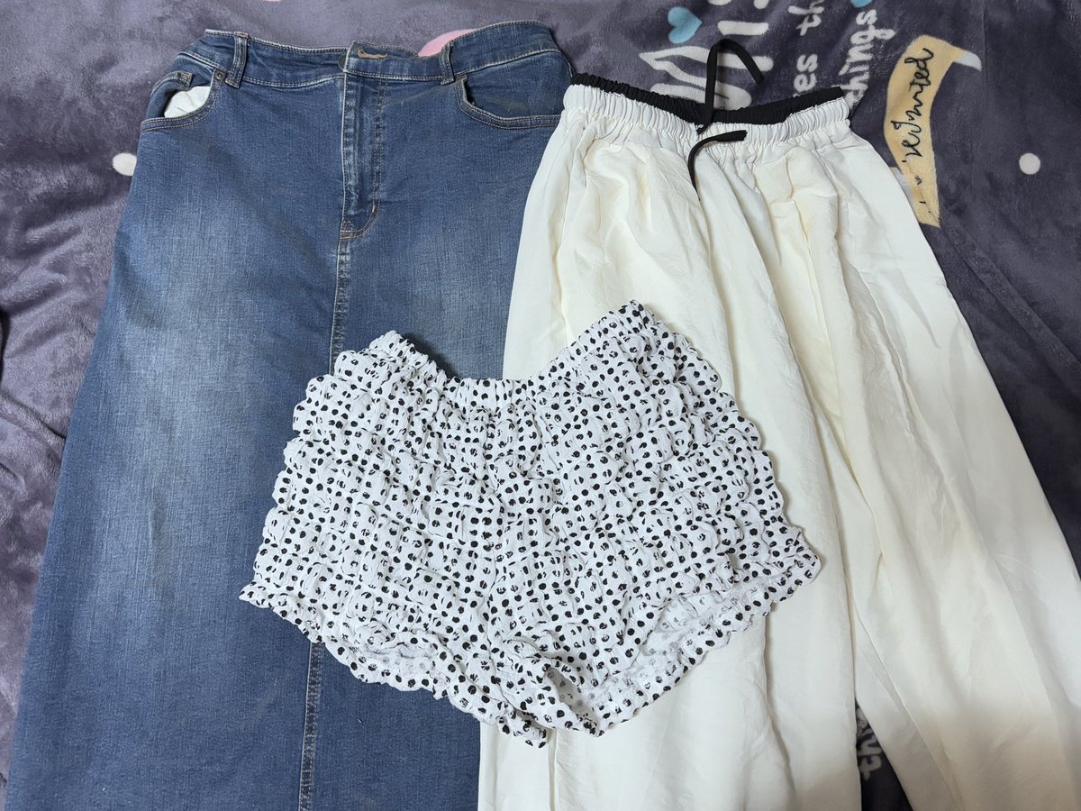 user555s's tweet photo. โล๊ะ!! ราคาน่ารัก เน้นขายออก 
ลงวันนี้20:00คับ
ปัก+รี ลด 5฿ 

#ส่งต่อเสื้อผ้ามือสอง #ส่งต่อเสื้อผ้า #ส่งต่อเสื้อผ้ามือ2 #ส่งต่อ #เสื้อผ้ามือสอง #ส่งต่อกระเป๋า #ส่งต่อรองเท้า #โล๊ะตู้ https://t.co/eIaosJX3j6