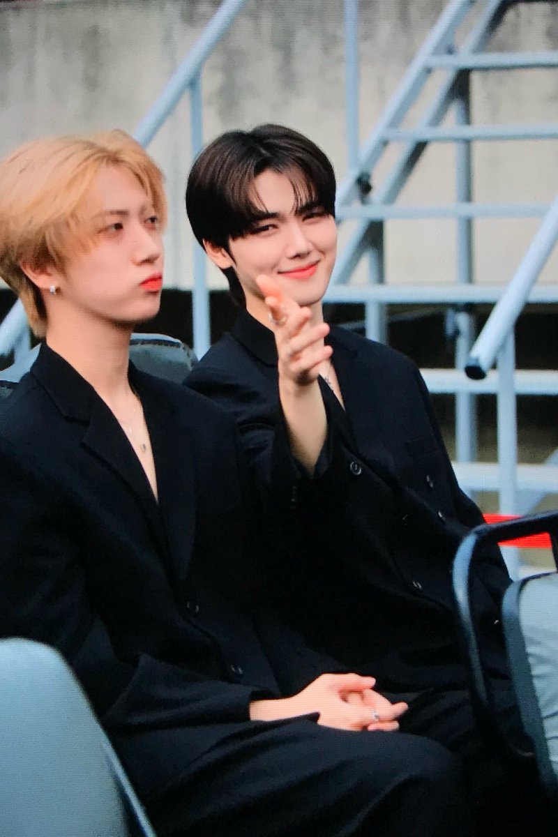 정말로 수줍어지는 사진이다…