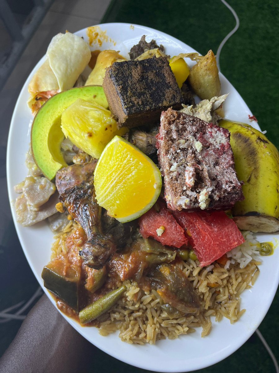 emabilly2001's tweet image. #fridayproject Hii KAZI niliifanya ijumaa, ilikuwa pre wedding ya kitajiri kinoma ilikuwa Mikocheni....nilipewa kazi ya 360 tu peke yake .......