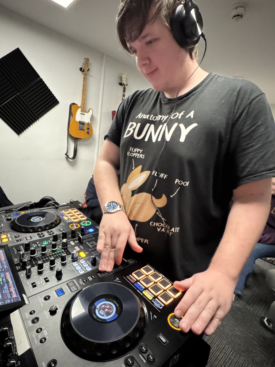 DJ Methodz tweet media