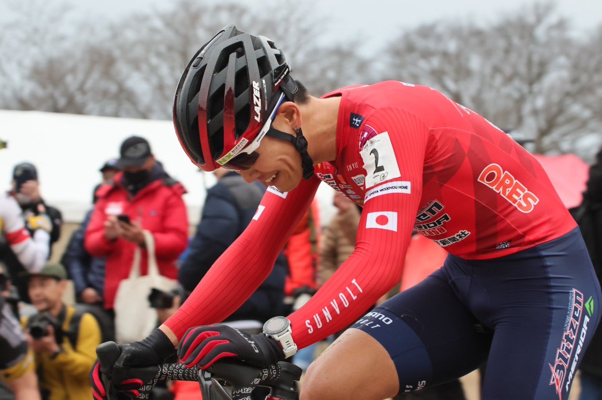 16回目の全日本シクロクロス。
勝ったレースも負けたレースも、全部覚えてる特別なレース。
今年はどんな思い出ができるかな☺️