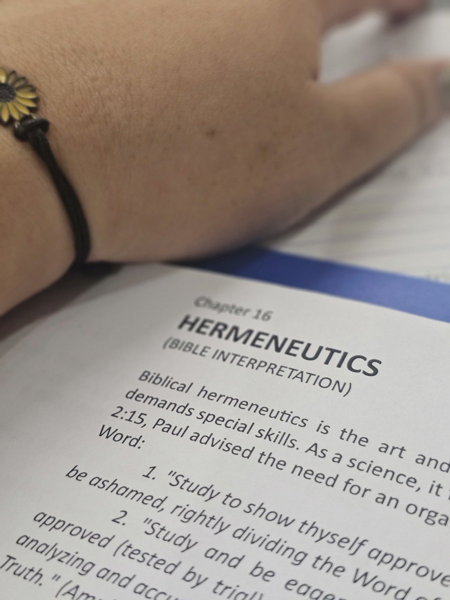 KiMMY🌻 (@kimmyoooow) on Twitter photo 