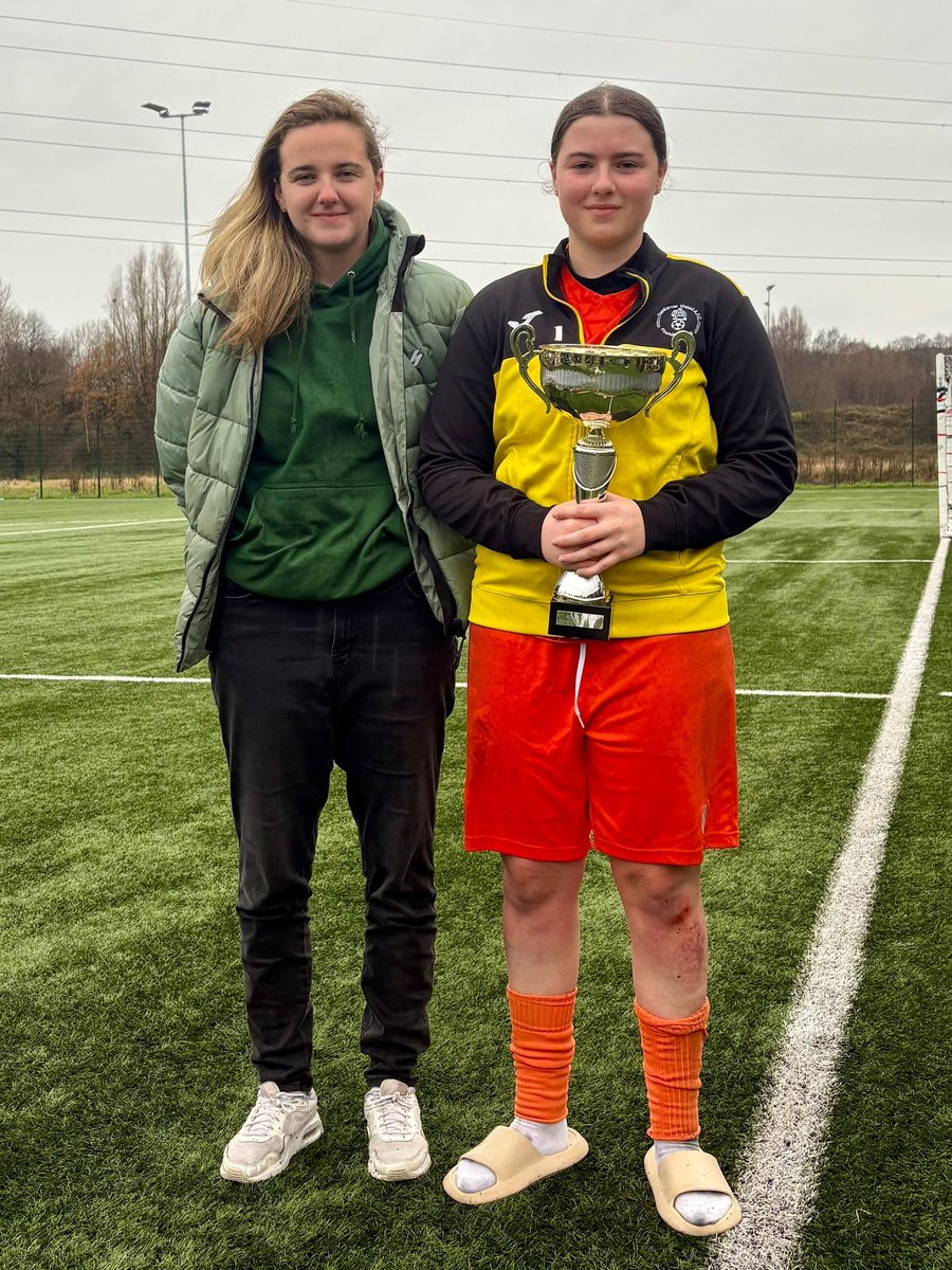 It was a pleasure to have Dumbarton United Girls legend Charley Wright join us yesterday at Mountblow to see her former teammates play the final league match of the year for the

She awarded the Alison Wright award to former teammate and stand out performer Kira Swallow.