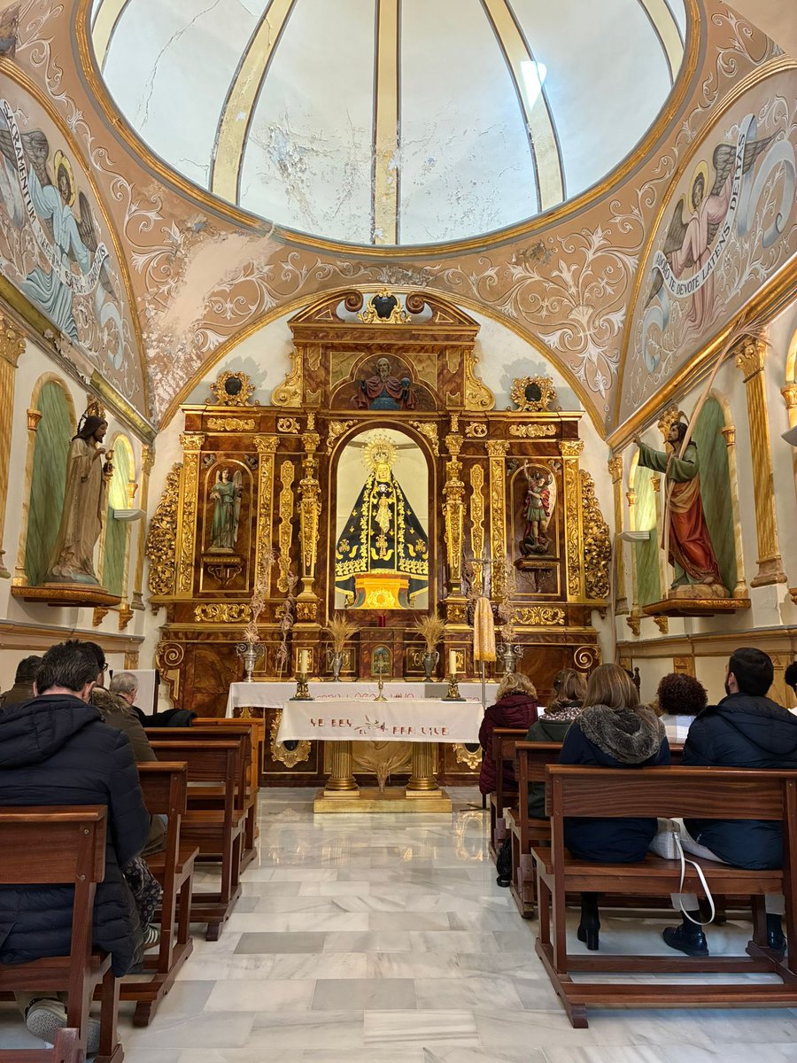 RETIRO DE ADVIENTO|

Ayer, víspera de la Solemnidad de la Inmaculada, peregrinamos con motivo del segundo domingo de Adviento a Abla. Allí, asistimos a la celebración de la Misa Jubilar en la parroquia de La Anunciación. Posteriormente, tuvimos un momento de oración y convivencia