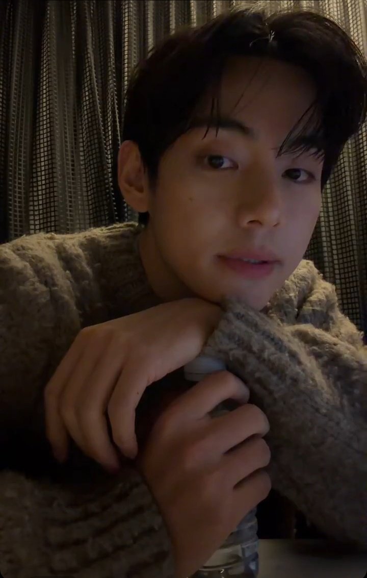 He's so gorgeous 🎀