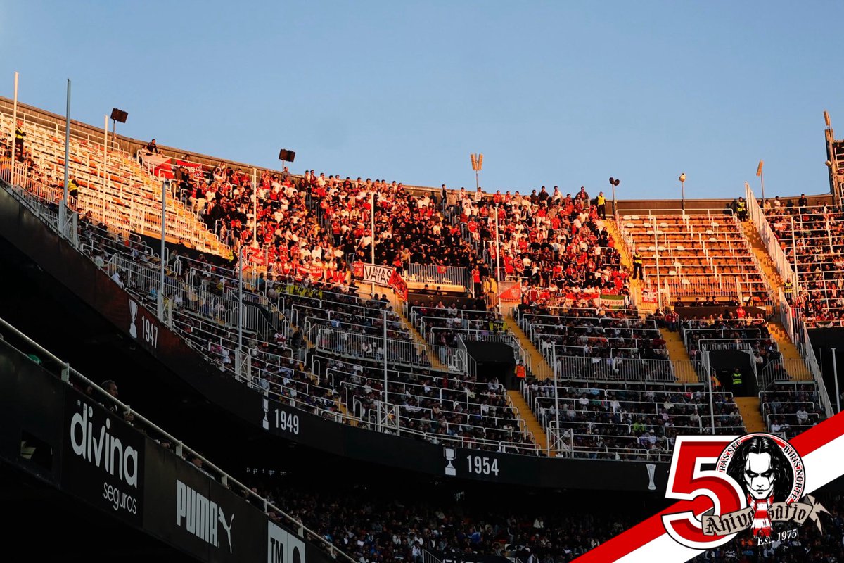 Valencia CF - Sevilla FC

07/12/2025

#50AñosTrasTuEscudo