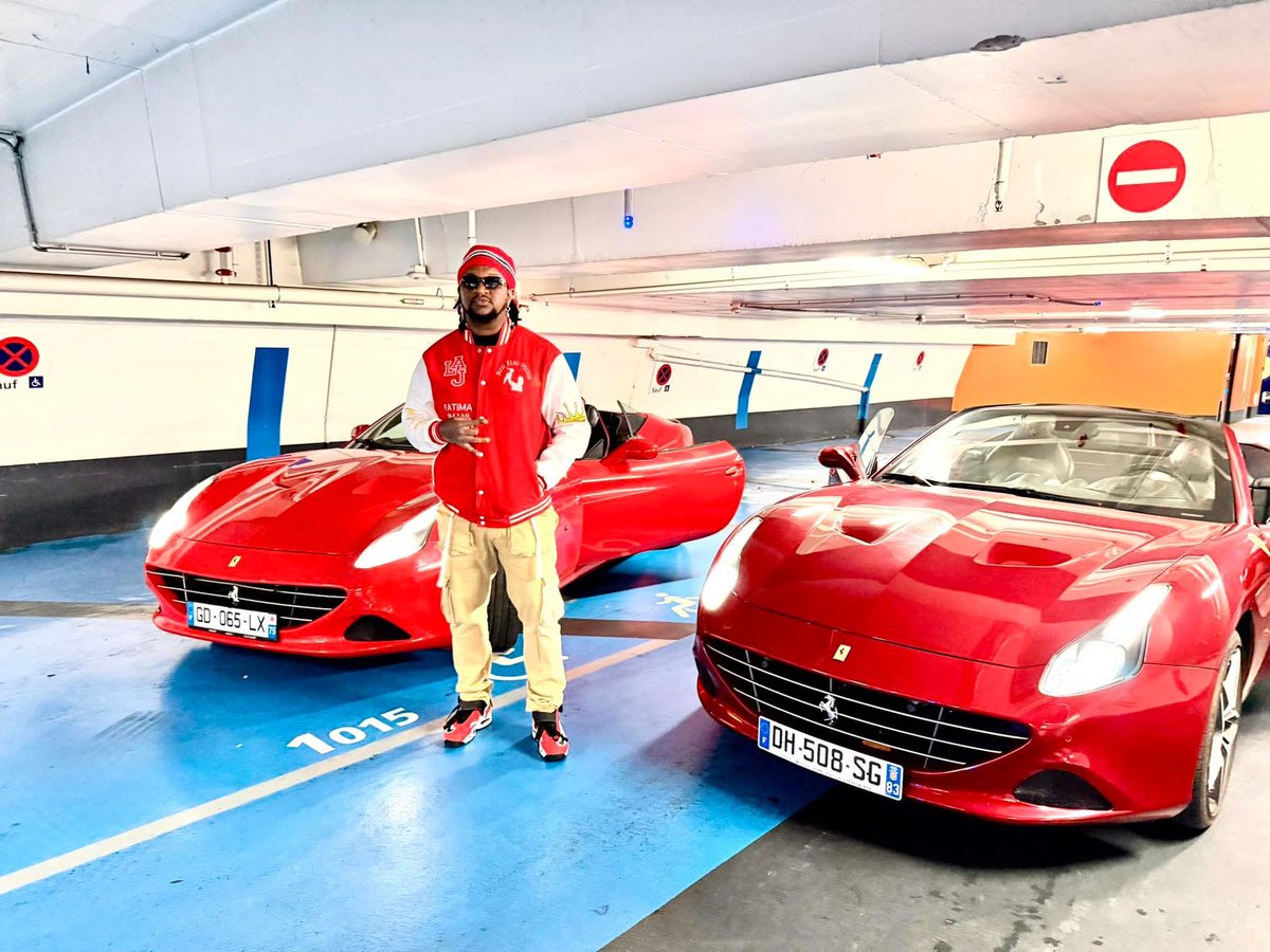 ayodrazy's tweet photo. King Thing Dis🚩🚩🚩🦍 #Ferrari #ferr @kingbossla1 👑 https://t.co/2wy2A25QDu