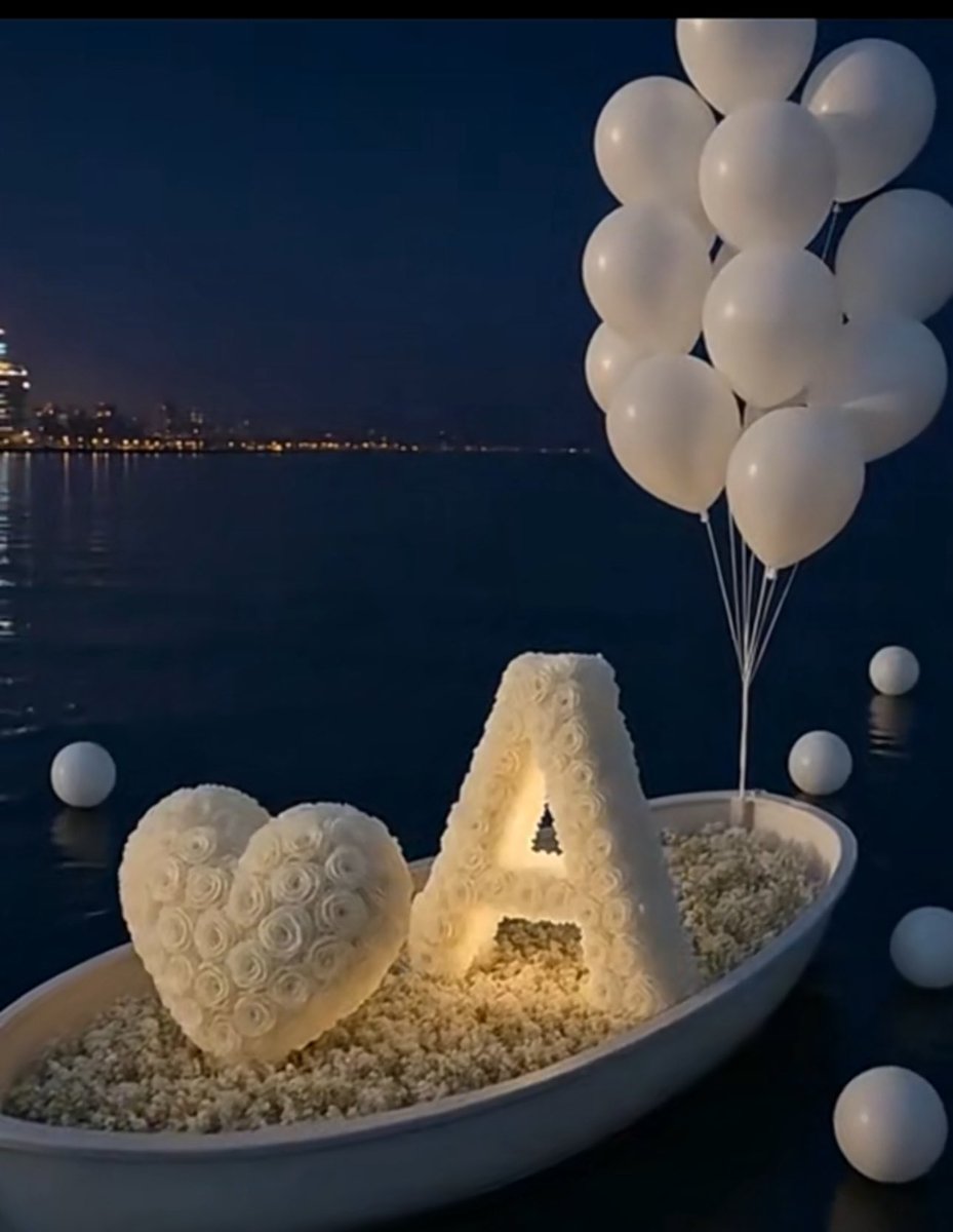 ودي ارجع عن غرامك واشتري عافيتي 
بس عمر الوقت مايرجع ليا عديته 

لا قناعاتي ولا اخلاقي ولا تربيتي 
تسمح اخذ منك قلبي عقب مامديته 
#اميره_ونوني_للدعم