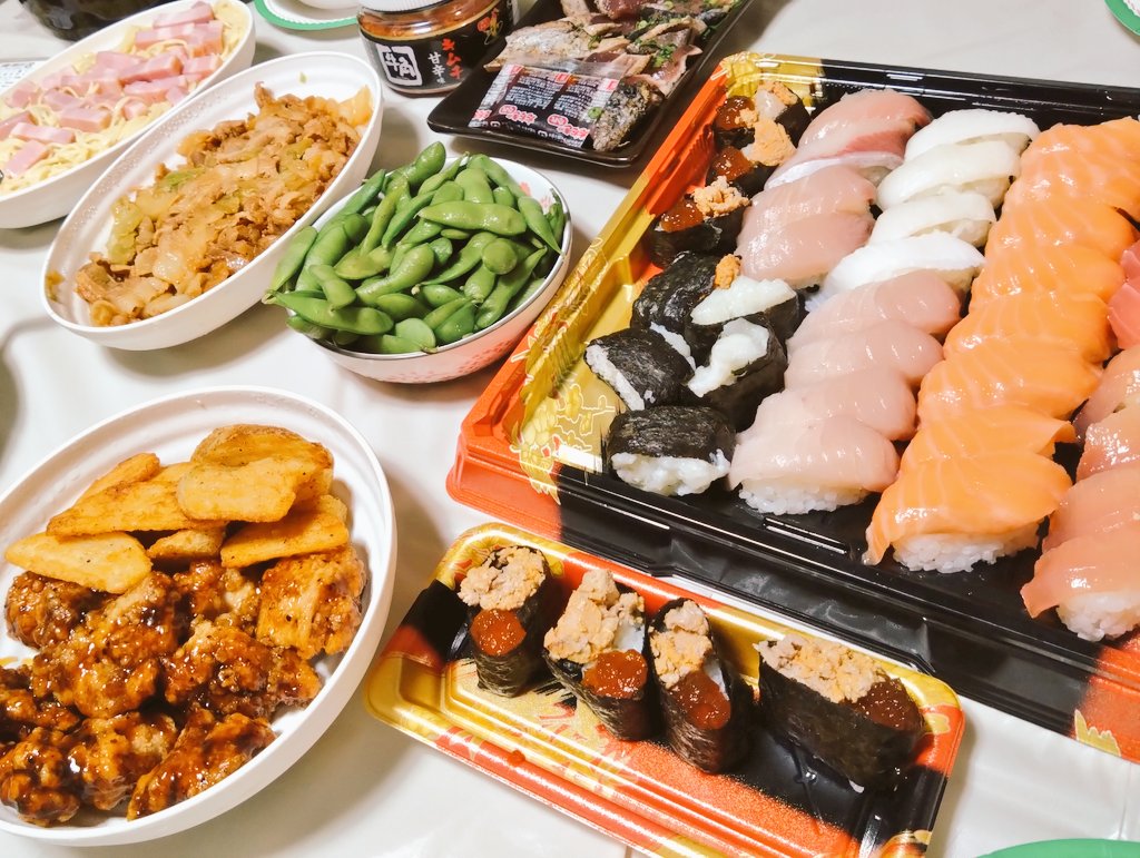 先日お世話になっているところの忘年会に行ってきました✨
スタ録でお会いすることが滅多にないので、いろいろなお話が聞けて楽しかったです〜！❤
残り1ヶ月頑張ろう〜😙