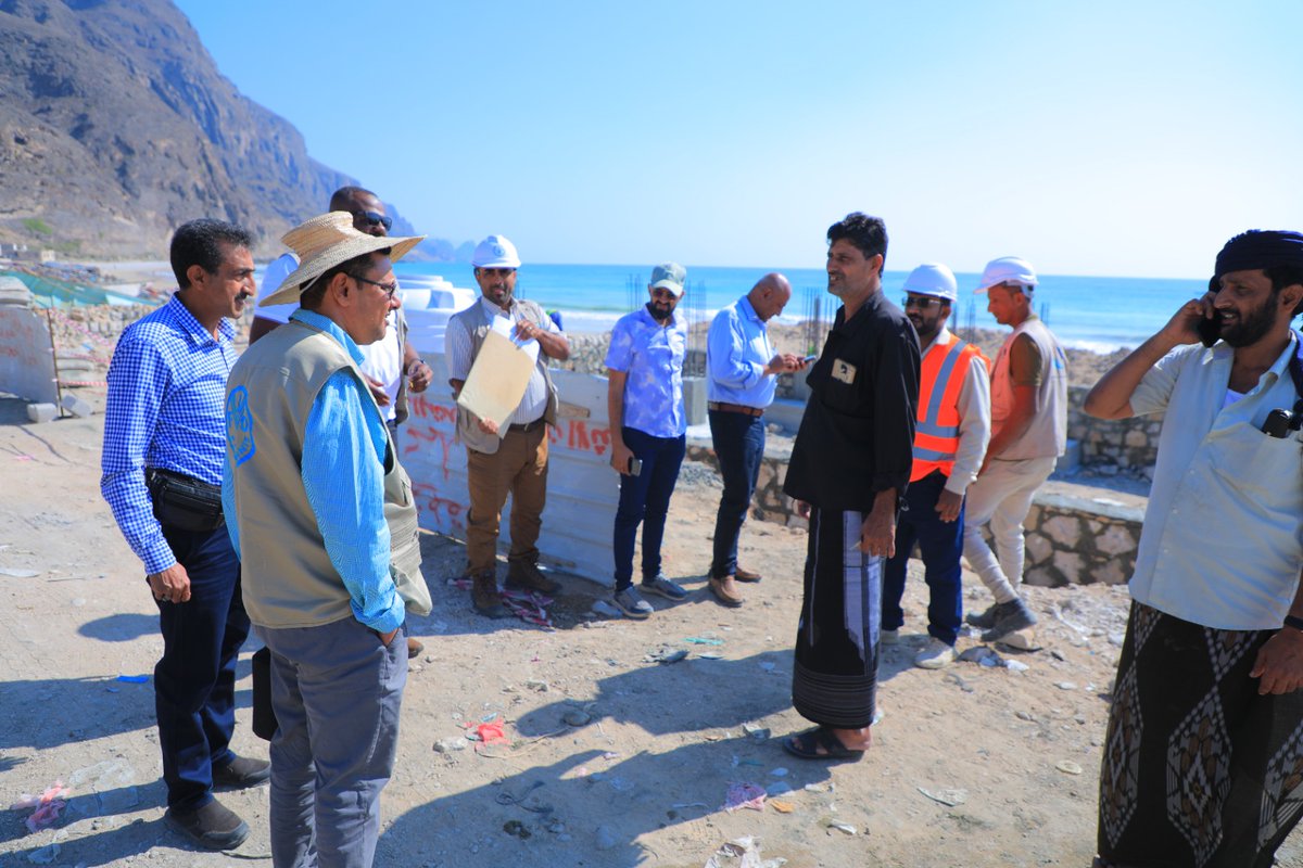 FAOYemen's tweet image. Together with  FAO, the @theGEF Project is transforming livelihoods in the Hawf District! Key initiatives include establishing greenhouses and home gardens, and upgrading the veterinary center, all aimed at boosting food security and climate resilience.

#FAO #GEF #Yemen