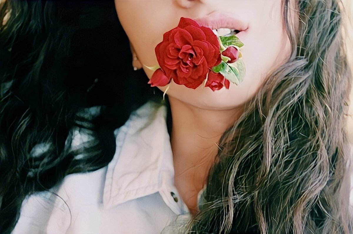 Gm gm..✨

Its dec 8, happy birthday to me 🎊

Here is to another year of growing and moving forward!