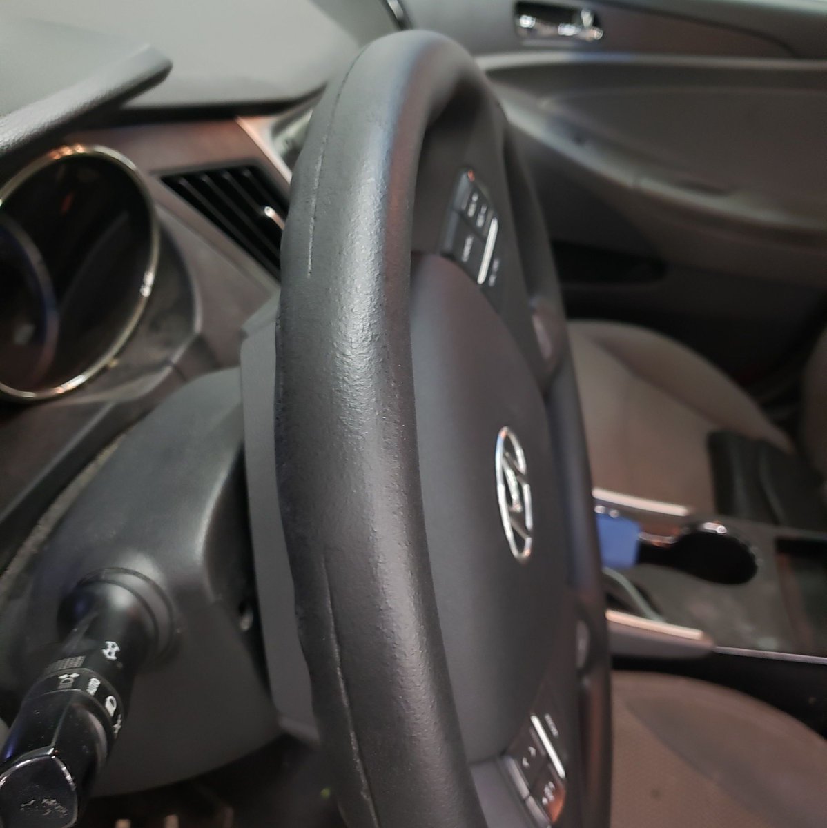 ColorGlo's tweet image. Did something take a bite out of your steering wheel? No need for a costly replacement, a Color Glo professional can make it look like new! 
colorglo.com