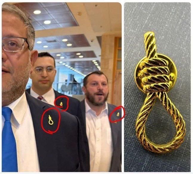 Dylan2Vincent's tweet photo. Voilà comment on montre sa "supériorité morale"... Avec des accessoires de bourreaux. Une honte absolue. https://t.co/13cTzpdiT5