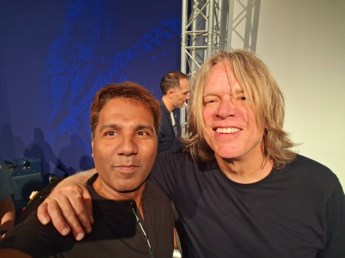 Adam Avil tweet media