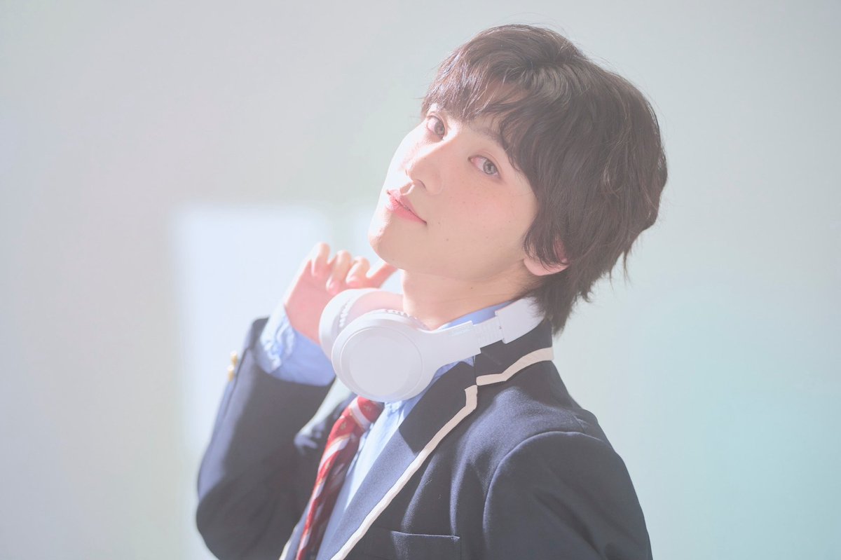 カンコーさんで制服レンタルして
韓国学生風なイメージで撮ってもらいました💫🫧

Photography instagram.com/s.kiyoshi.m?ig…
Hair&amp;Make instagram.com/ccc_hm03?igsh=…
Costume <a href="/KankoShop/">KANKO SHOP Select Square</a> 

#作品撮り #作品 #撮影 #宮本廉也 
#俳優 #モデル