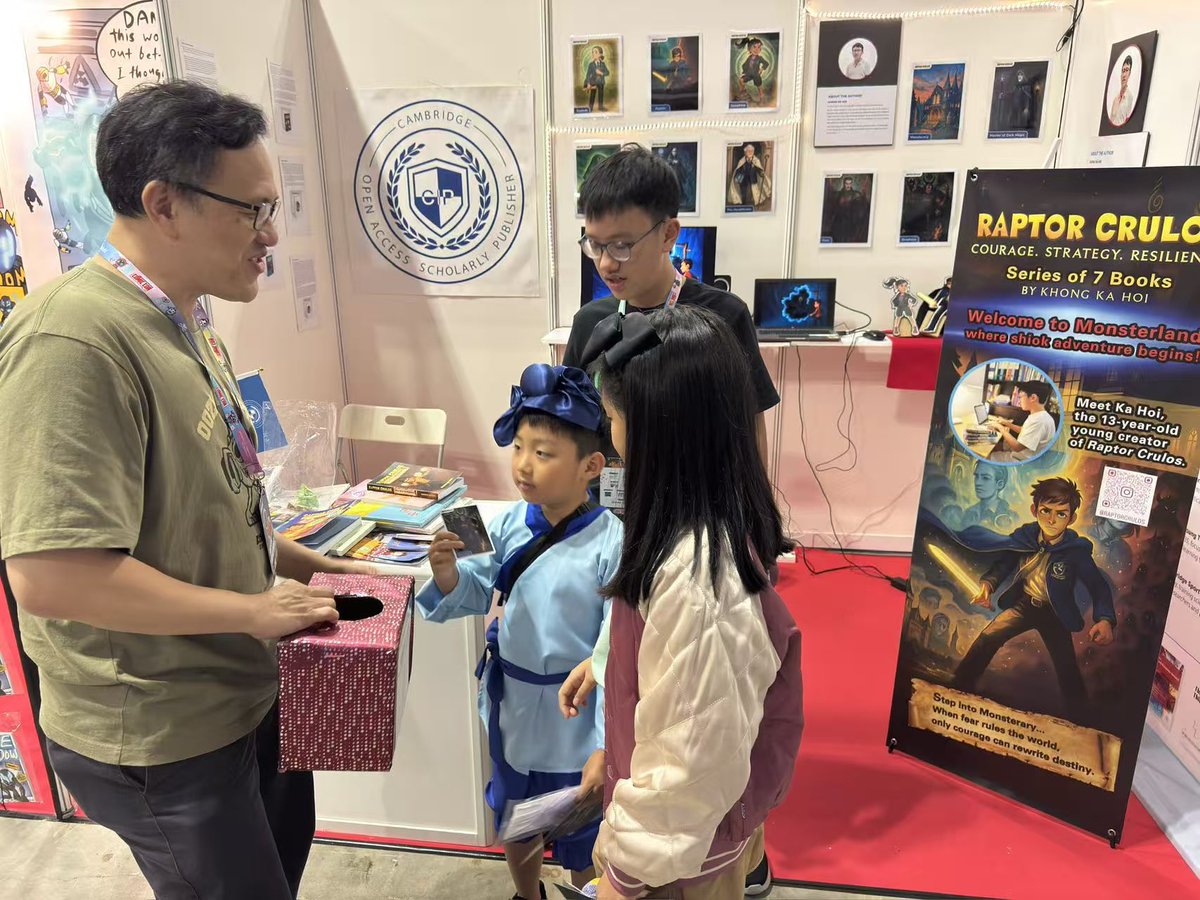CambridgeIntPub's tweet photo. Amazing weekend at #SCC2023!
Cambridge International Publishing connected with creators, artists, students &amp; fans at Singapore Comic Con. ✨
Loved sharing how academic insights can fuel creativity！
Thanks to everyone who stopped by! https://t.co/yHF3cerj3q