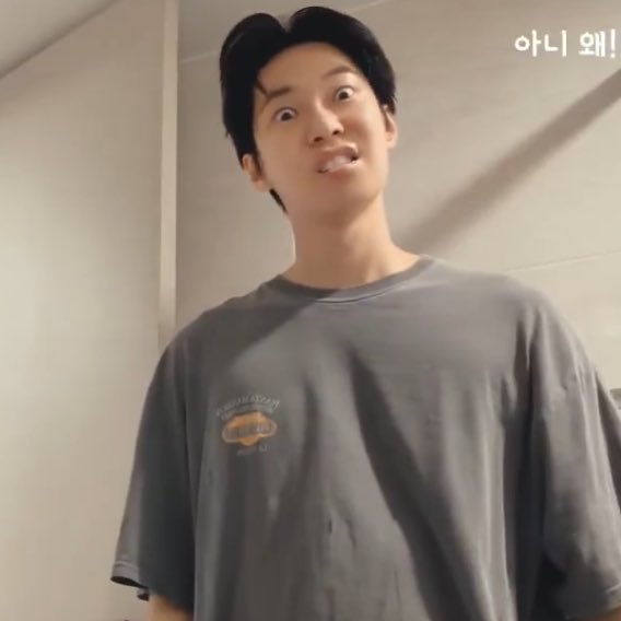 kdysource's tweet image. “Really finally, I love you all so much.
It's late, but as much as it's late, I'll say it a lot. I love you! 💚” - DOYOUNG