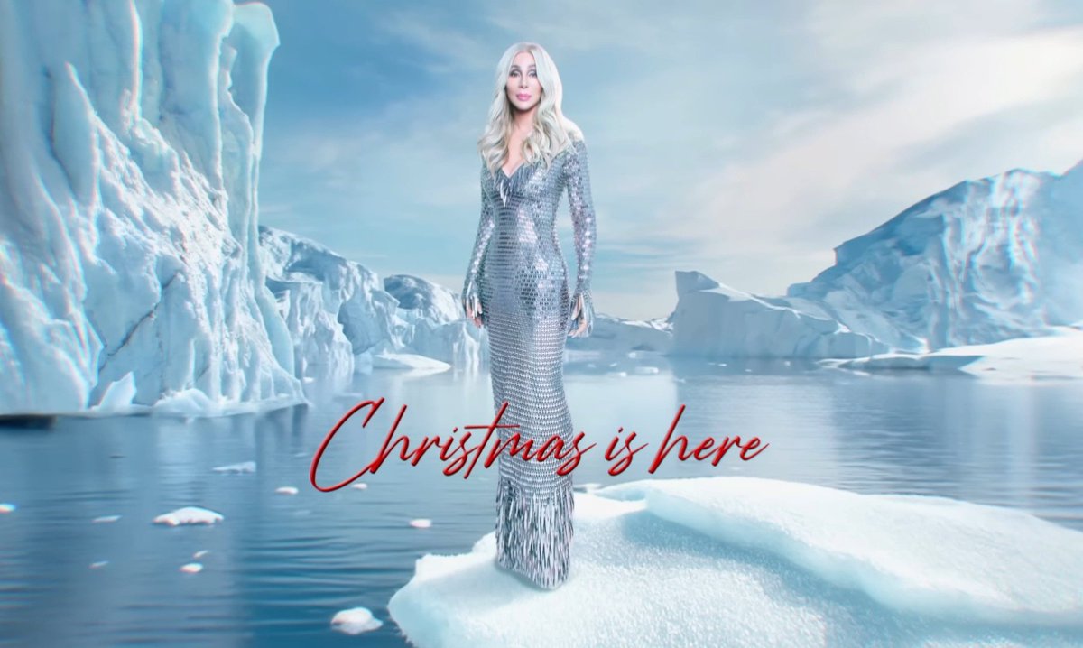 SiteCherBrasil's tweet photo. Feliz segunda-feira para o #CherCrew que já começa o dia abençoado!

Christmas is Here, novo single da Cher, já está disponível em todas as plataformas digitais! 

Ouça agora!
✨️🎄  https://t.co/sgWqxlErpf https://t.co/Jxbri8A0q2