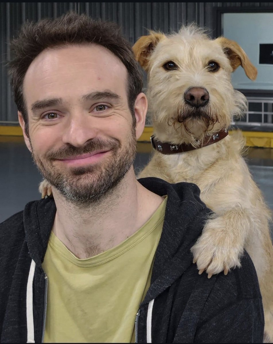 darlin77230527's tweet image. So sweet 💖 #Merv #CharlieCox 

📸 Via Jessicaswale ig