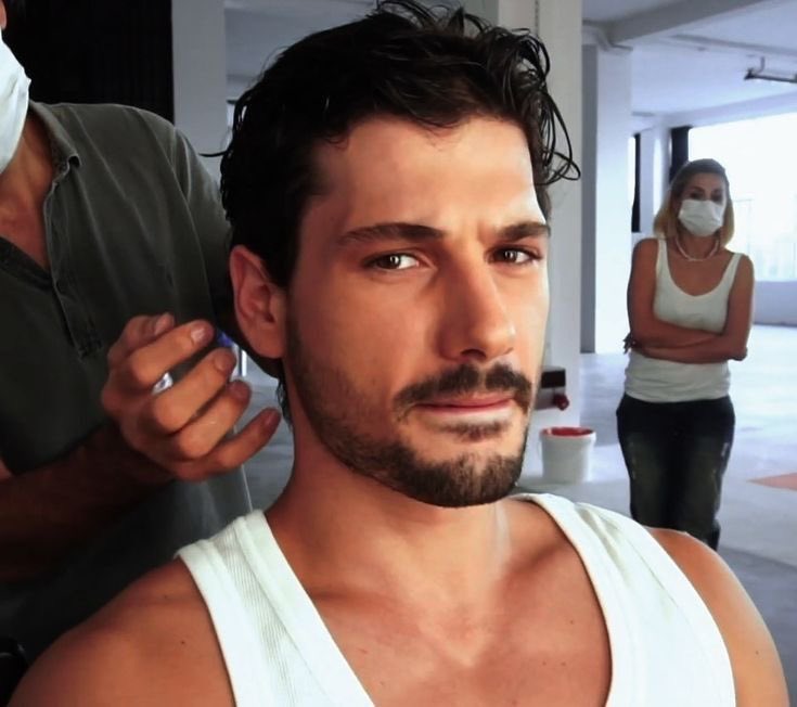 Yeni yolculuğunda yolun açık, şansın bol olsun. Bu yolun başından sonuna kadar gönlünce ilerlemesini ve başarılarla dolu olmasını diliyoruz. Her zaman olduğu gibi yeteneğinle parlayacağından hiç şüphemiz yok! <a href="/1aktdeniz/">Deniz Can Aktaş</a>✨🤍#DenizCanAktaş