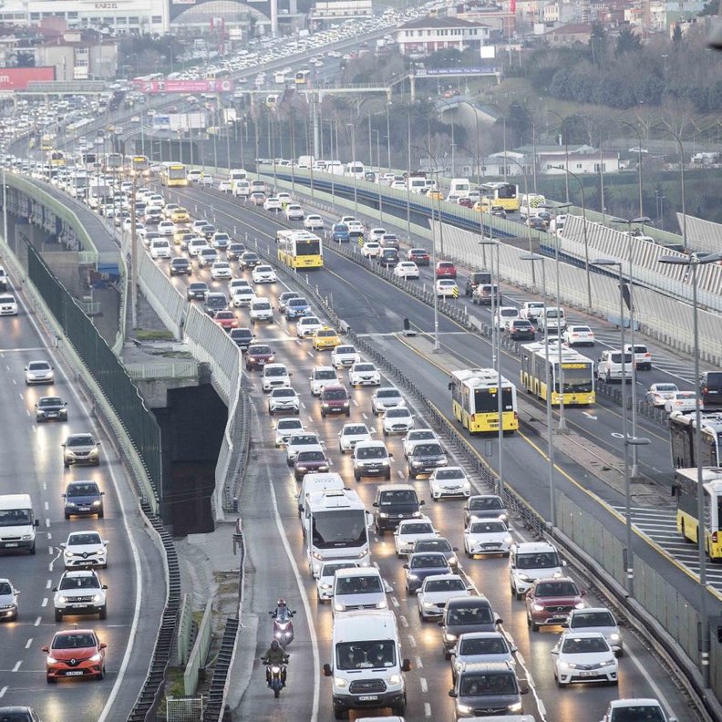 İstanbul, üst üste 2. kez dünyanın trafiği en sıkışık şehri seçildi. (Inrix)