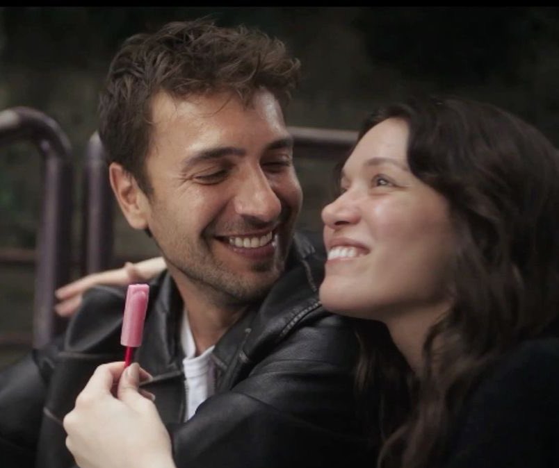 yvette_princz's tweet photo. En iyi cift odul 🖤 hakkediyorlar gercekten ve umarim simdi Deniz'le de alacak bu odul cunku gercekten tv'den en iyi dizi cift #EsDil. 🖤

#UlaşTunaAstepe #HazalSubasi #UlHaz #CihanAlaca #NilHan #IlkVeSon https://t.co/ja4PNgzoB7