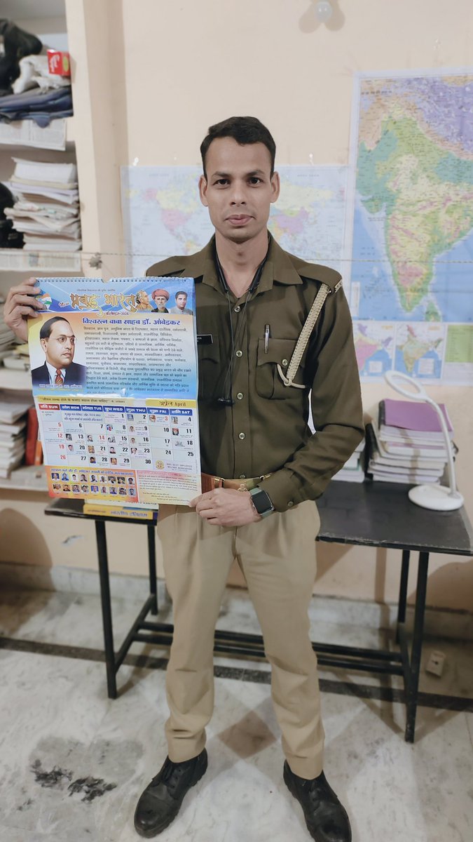 subhash081998's tweet photo. आज प्रबुद्ध भारत कैलेंडर प्राप्त हुआ।
कैलेंडर की डिजाइन, चित्रांकन और शब्द प्रस्तुति आकर्षक है।
अशोक भाई और उनकी समस्त टीम के अविस्मरणीय योगदान के लिए हार्दिक आभार।
#जय भीम जय संविधान
@Lap_surgeon @raviadi7793 @MurariLalBharti @SantoshBaudd @PrinceV93789344 @vkjatav84 https://t.co/QplD9q2lbk