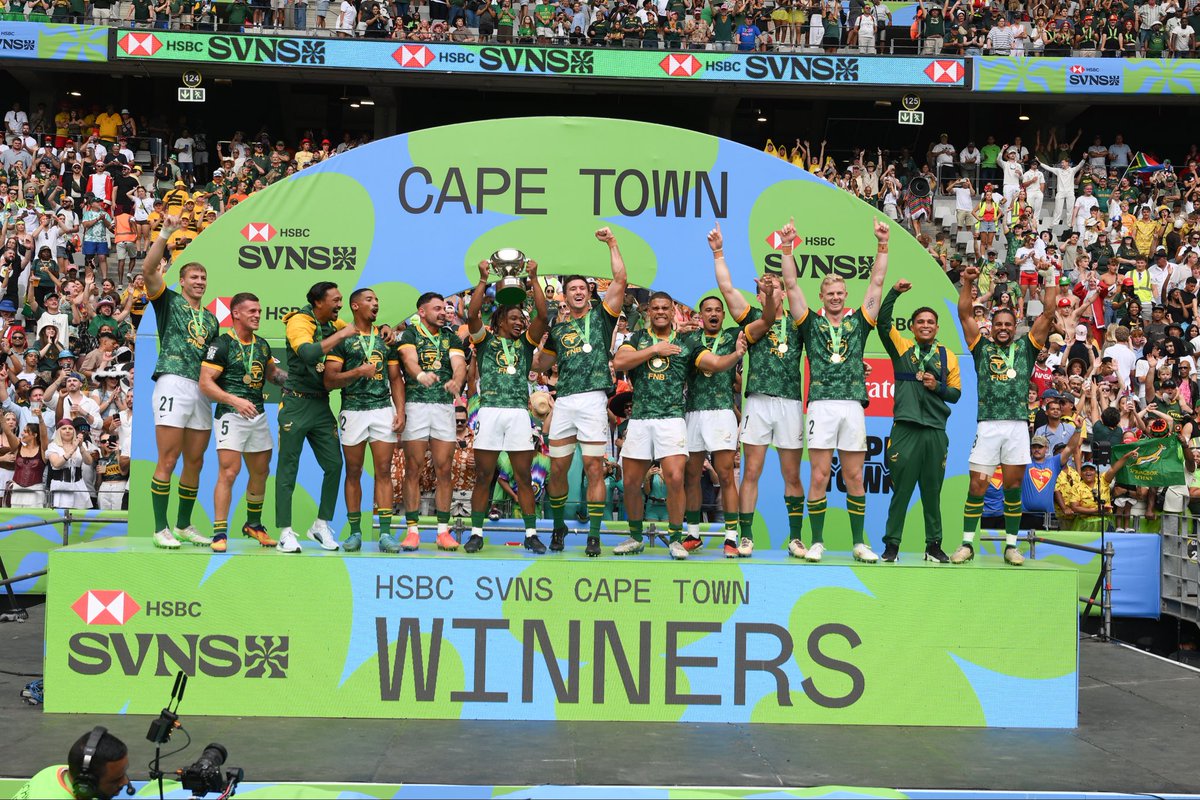 Home soil. Home crowd. Back-to-back champions. 🇿🇦🏆​
The Blitzboks fought until the final whistle, edging Argentina 21–19 to successfully defend their HSBC SVNS Cape Town title.​ Engen is proud of this team, their heart, and their glory. 💚 #EngenRugby #Blitzbok